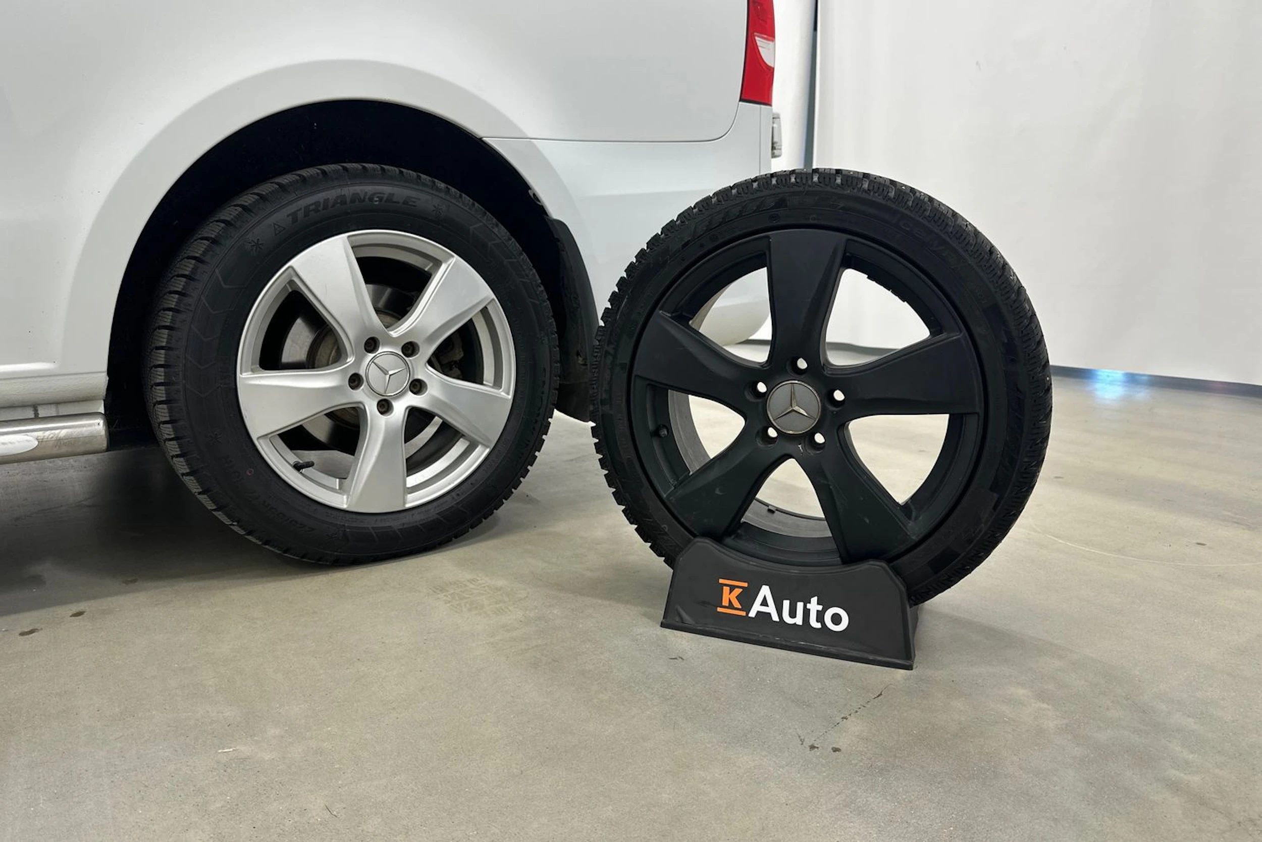 valkoinen Mercedes-Benz Vito 2017 kuva 26.