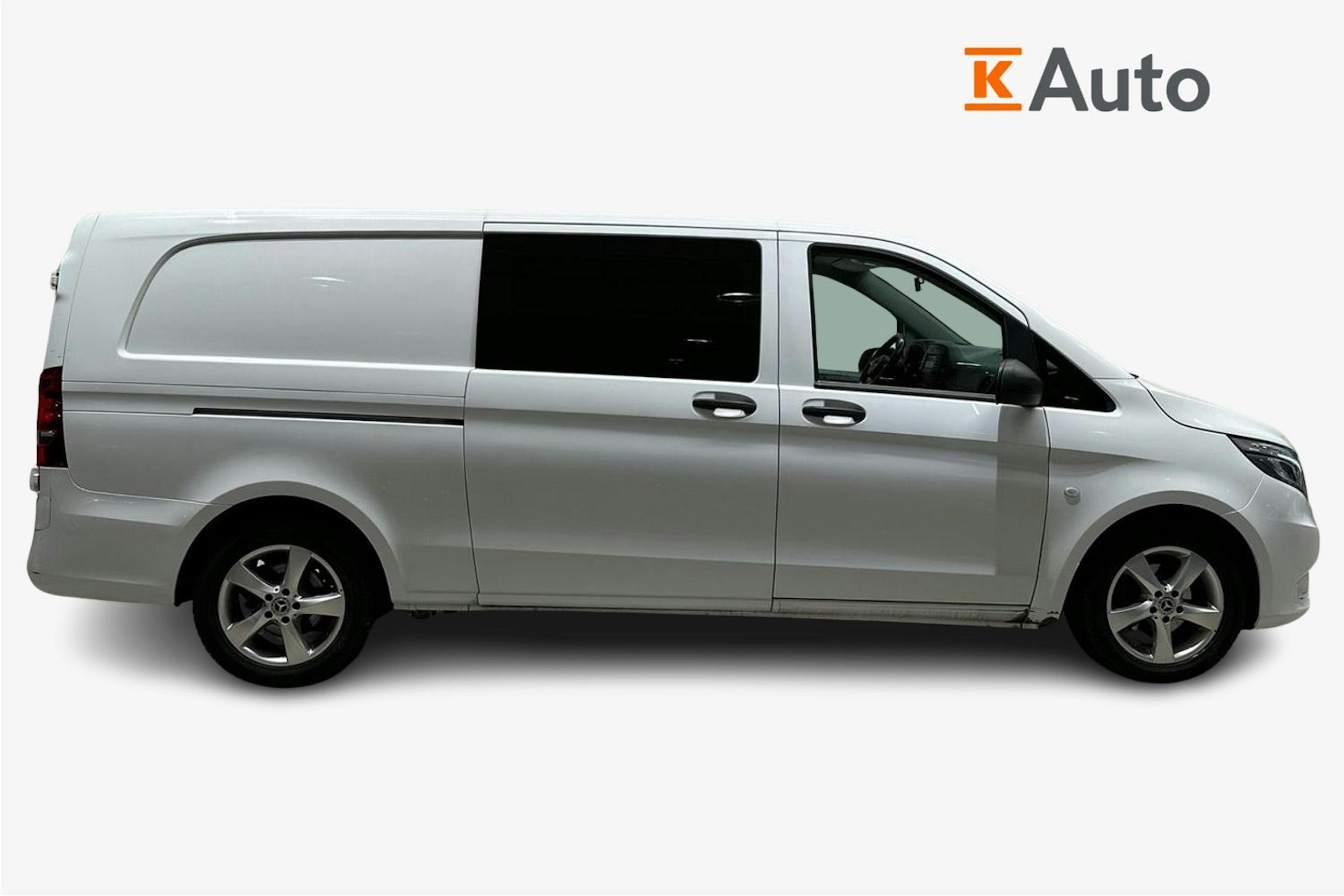 valkoinen Mercedes-Benz Vito 2017 kuva 7.