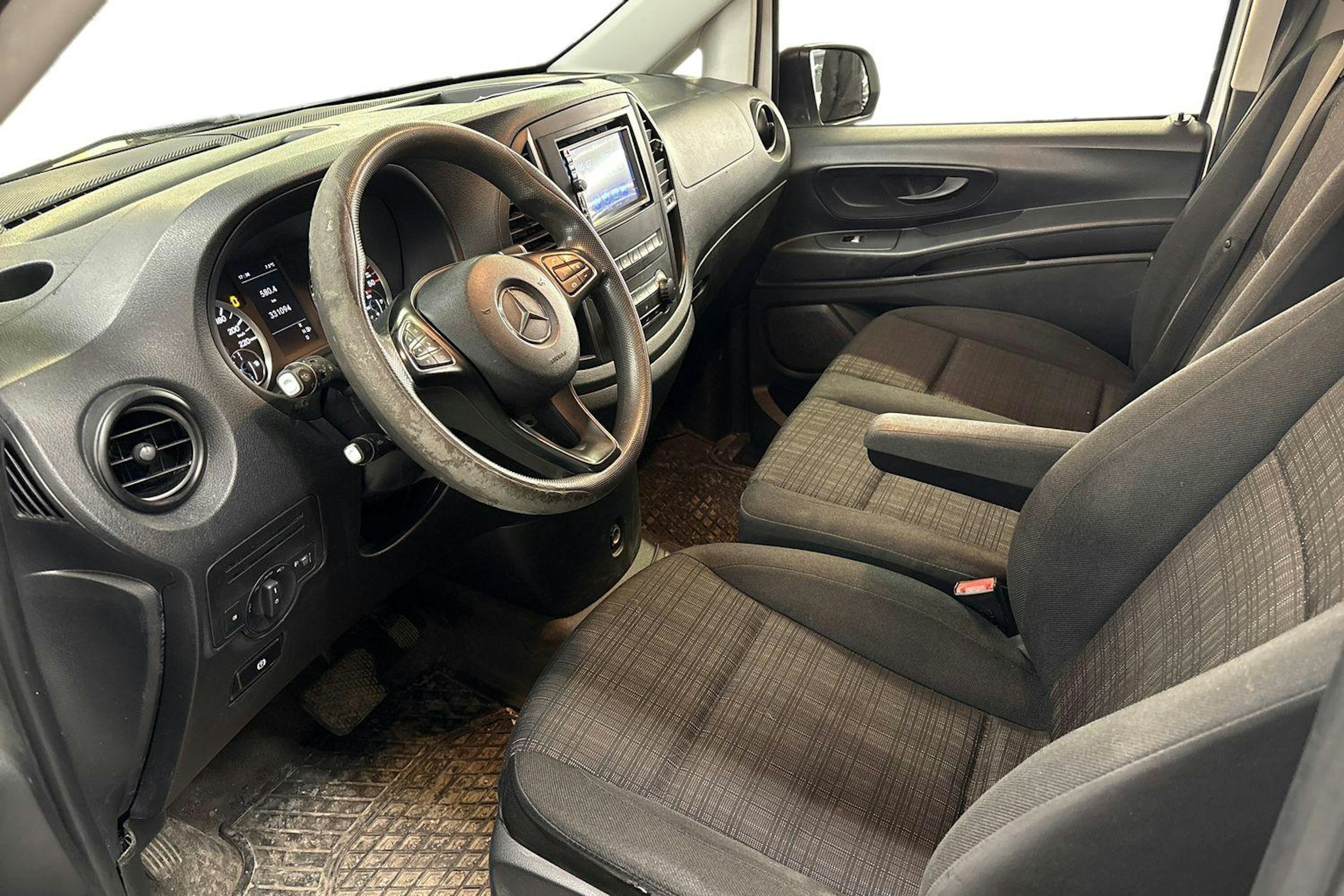 valkoinen Mercedes-Benz Vito 2017 kuva 3.