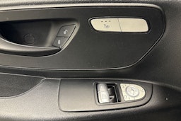 valkoinen Mercedes-Benz Vito 2017 kuva 19.