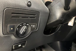 valkoinen Mercedes-Benz Vito 2017 kuva 22.