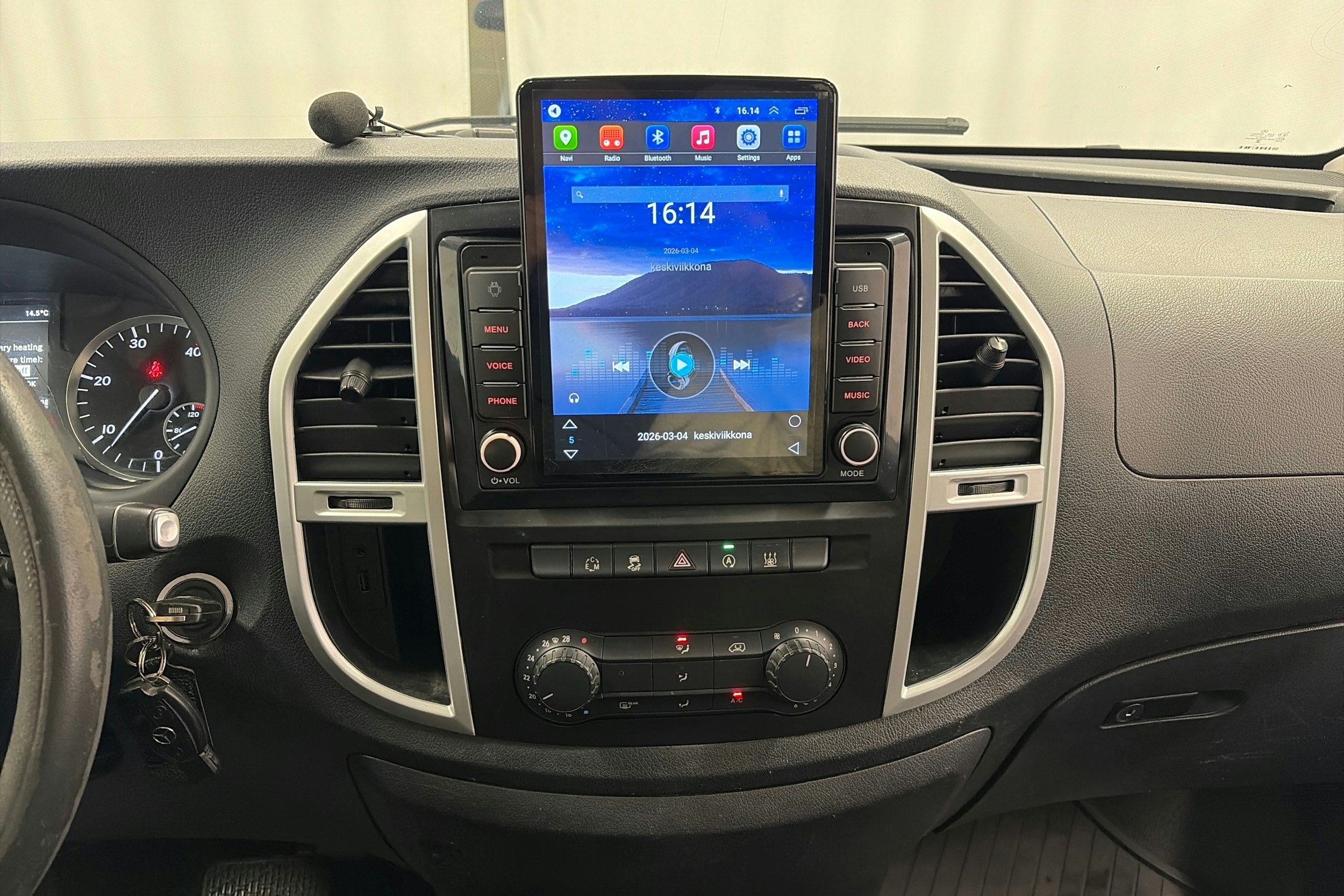 valkoinen Mercedes-Benz Vito 2017 kuva 22.