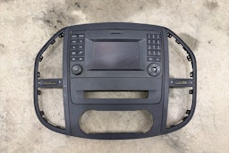 valkoinen Mercedes-Benz Vito 2017 kuva 28.