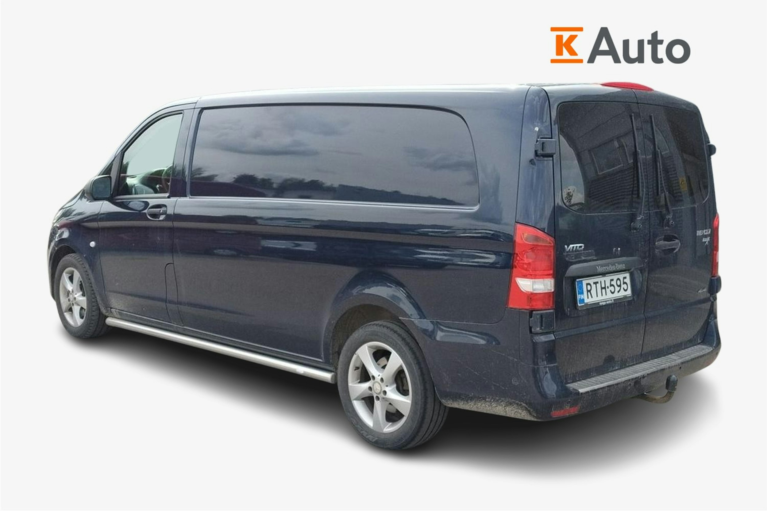 sininen Mercedes-Benz Vito 2017 kuva 2.