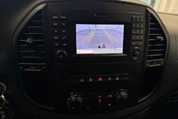 valkoinen Mercedes-Benz Vito 2017 kuva 14.