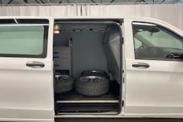 valkoinen Mercedes-Benz Vito 2017 kuva 25.