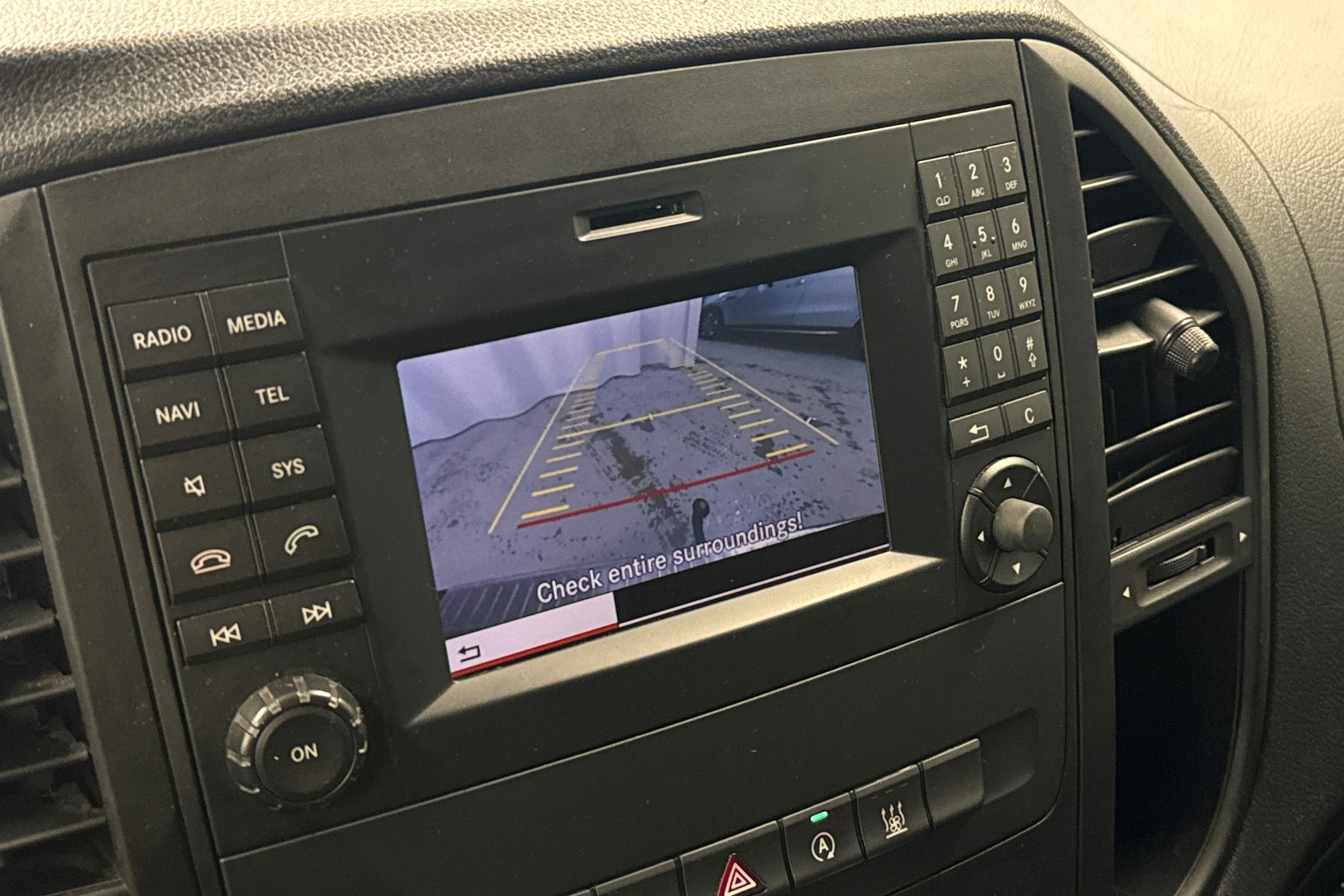 musta Mercedes-Benz Vito 2017 kuva 18.