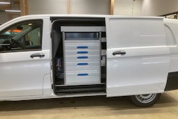 valkoinen Mercedes-Benz Vito 2017 kuva 18.