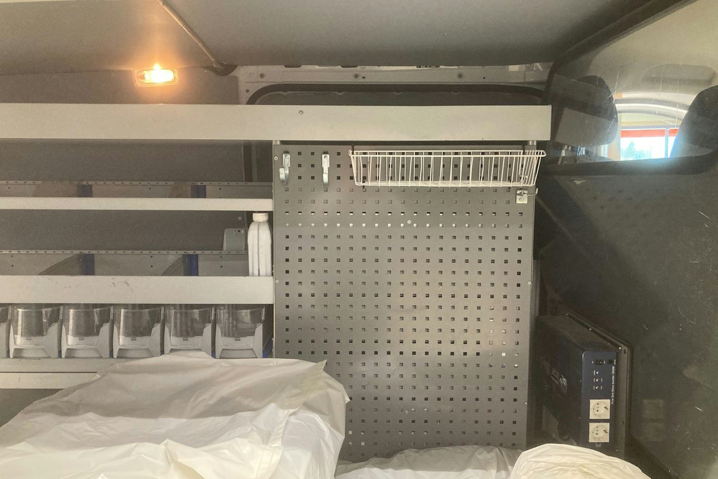 valkoinen Mercedes-Benz Vito 2017 kuva 22.