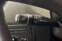 punainen Mercedes-Benz Vito 2017 kuva 17.