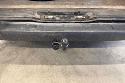 punainen Mercedes-Benz Vito 2017 kuva 29.