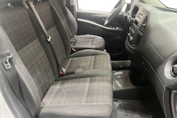 valkoinen Mercedes-Benz Vito 2017 kuva 11.