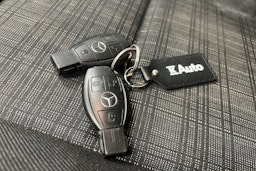 valkoinen Mercedes-Benz Vito 2017 kuva 17.