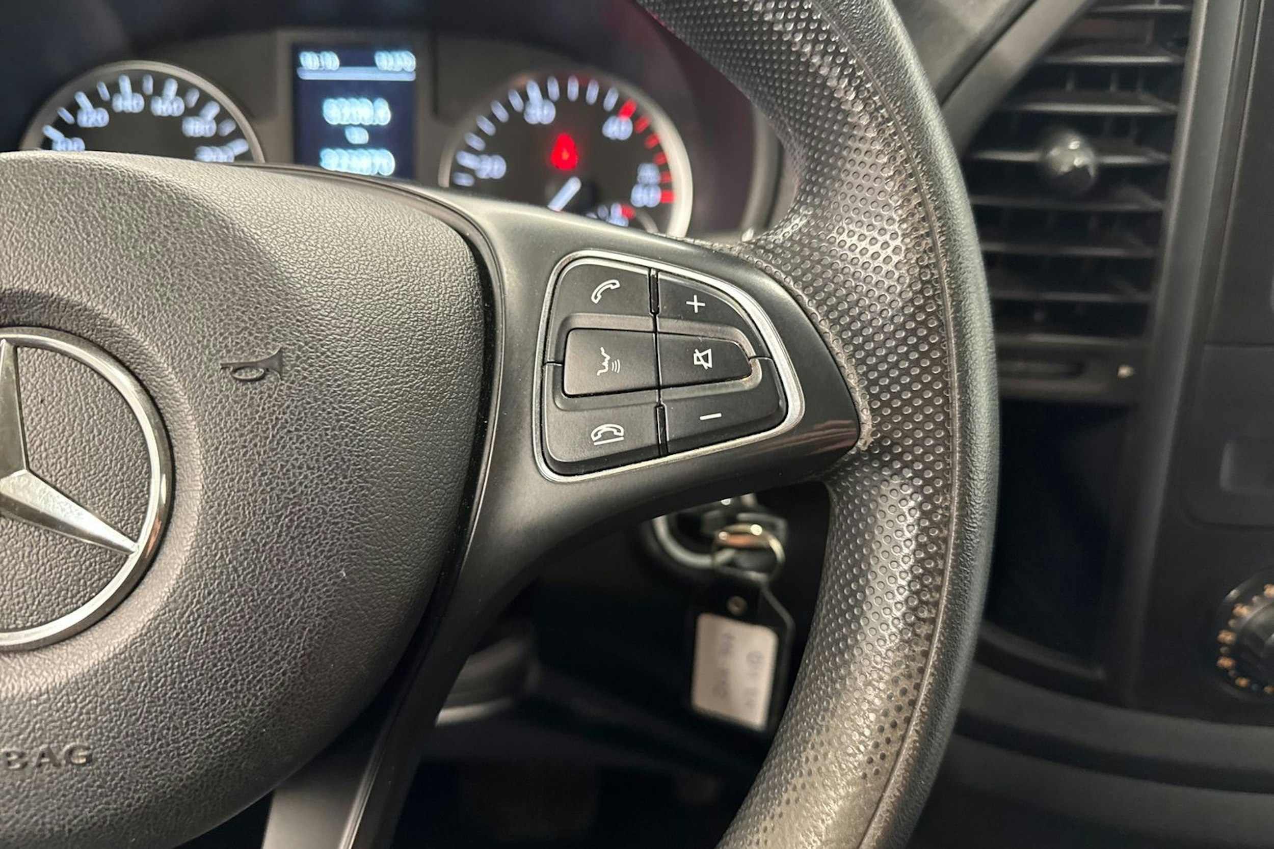 valkoinen Mercedes-Benz Vito 2017 kuva 13.