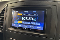 valkoinen Mercedes-Benz Vito 2017 kuva 14.