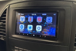 valkoinen Mercedes-Benz Vito 2017 kuva 15.