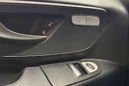 valkoinen Mercedes-Benz Vito 2017 kuva 18.