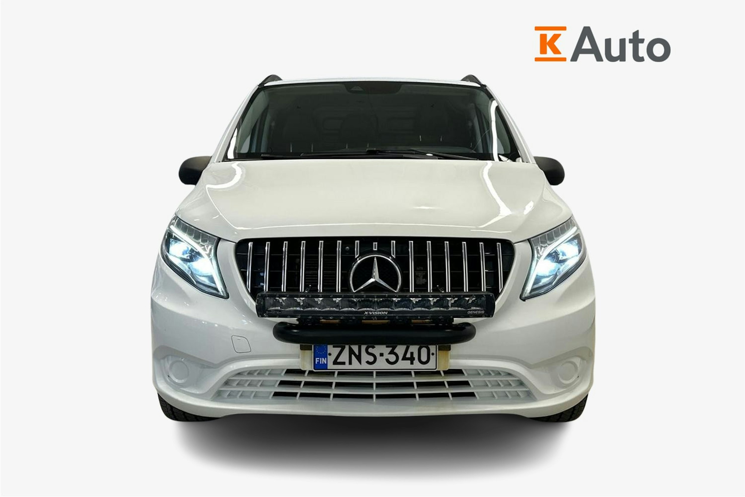 valkoinen Mercedes-Benz Vito 2017 kuva 4.