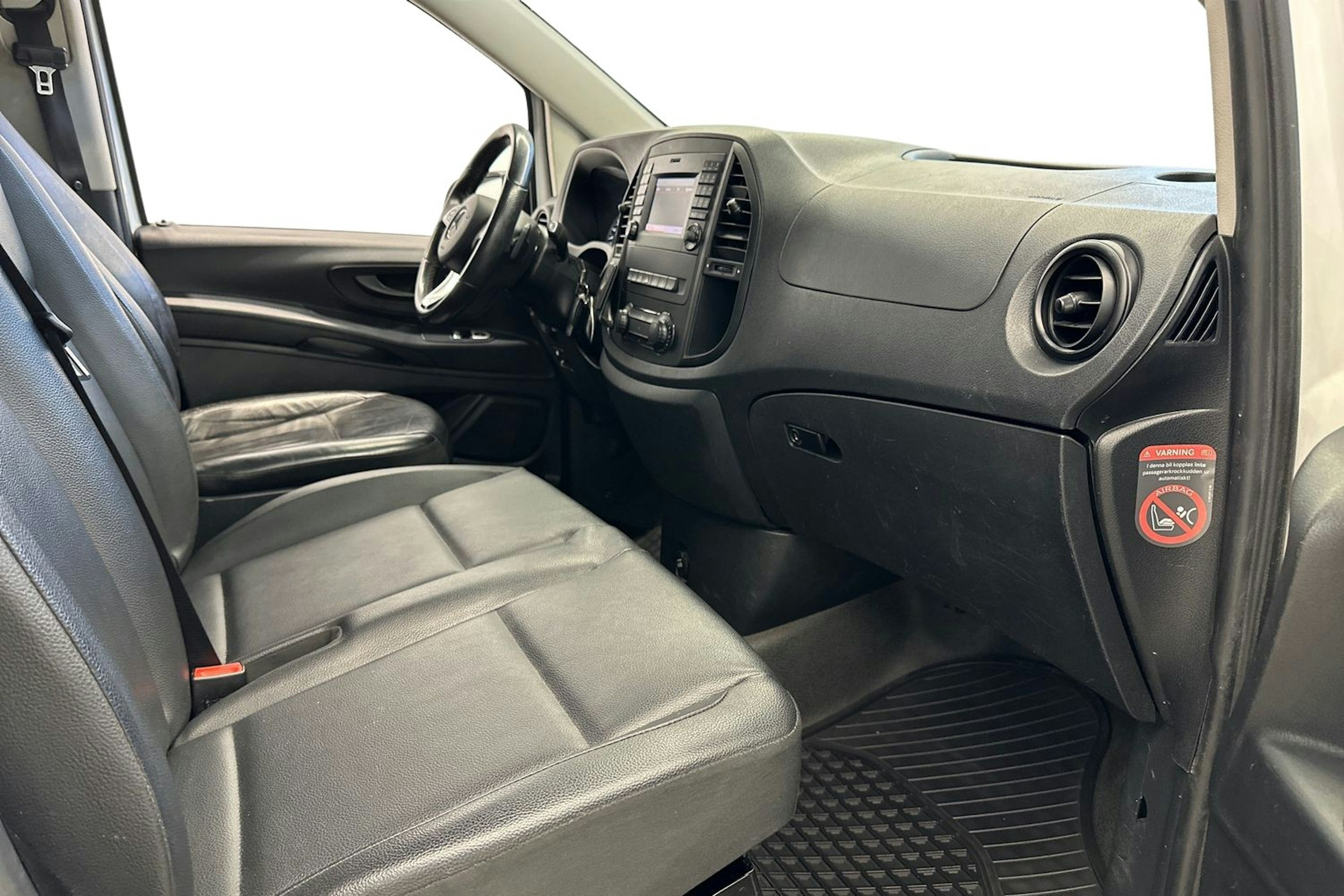 valkoinen Mercedes-Benz Vito 2017 kuva 9.