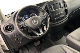 valkoinen Mercedes-Benz Vito 2018 kuva 9.