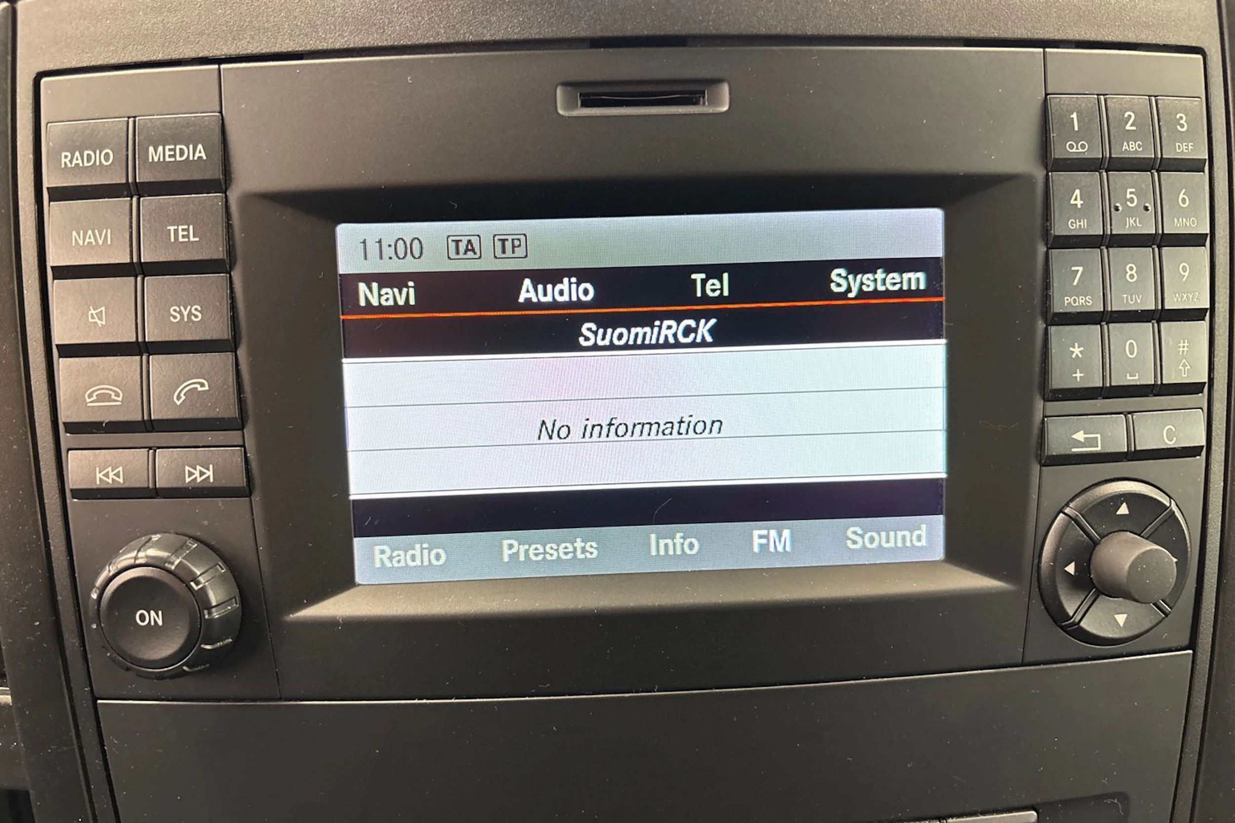 valkoinen Mercedes-Benz Vito 2018 kuva 17.