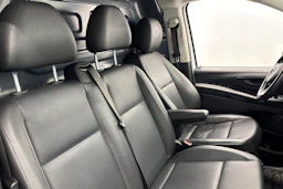 valkoinen Mercedes-Benz Vito 2018 kuva 22.