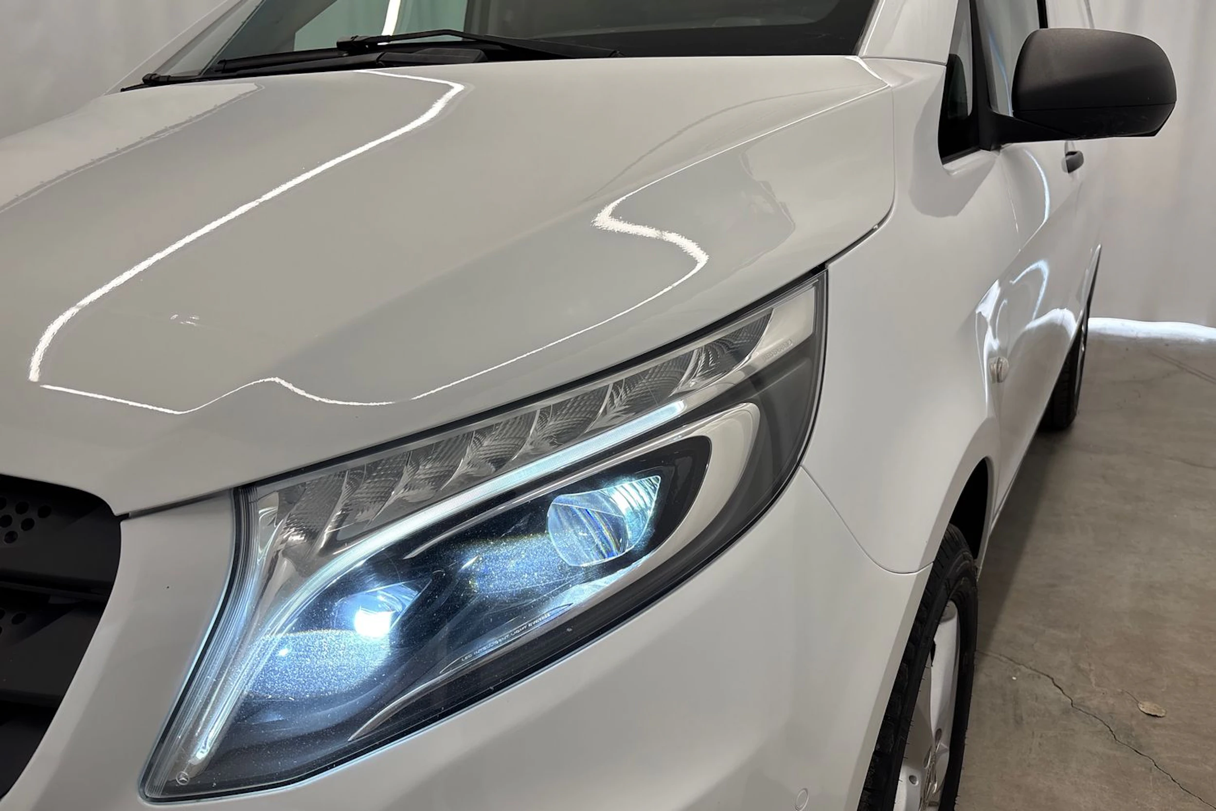 valkoinen Mercedes-Benz Vito 2018 kuva 26.