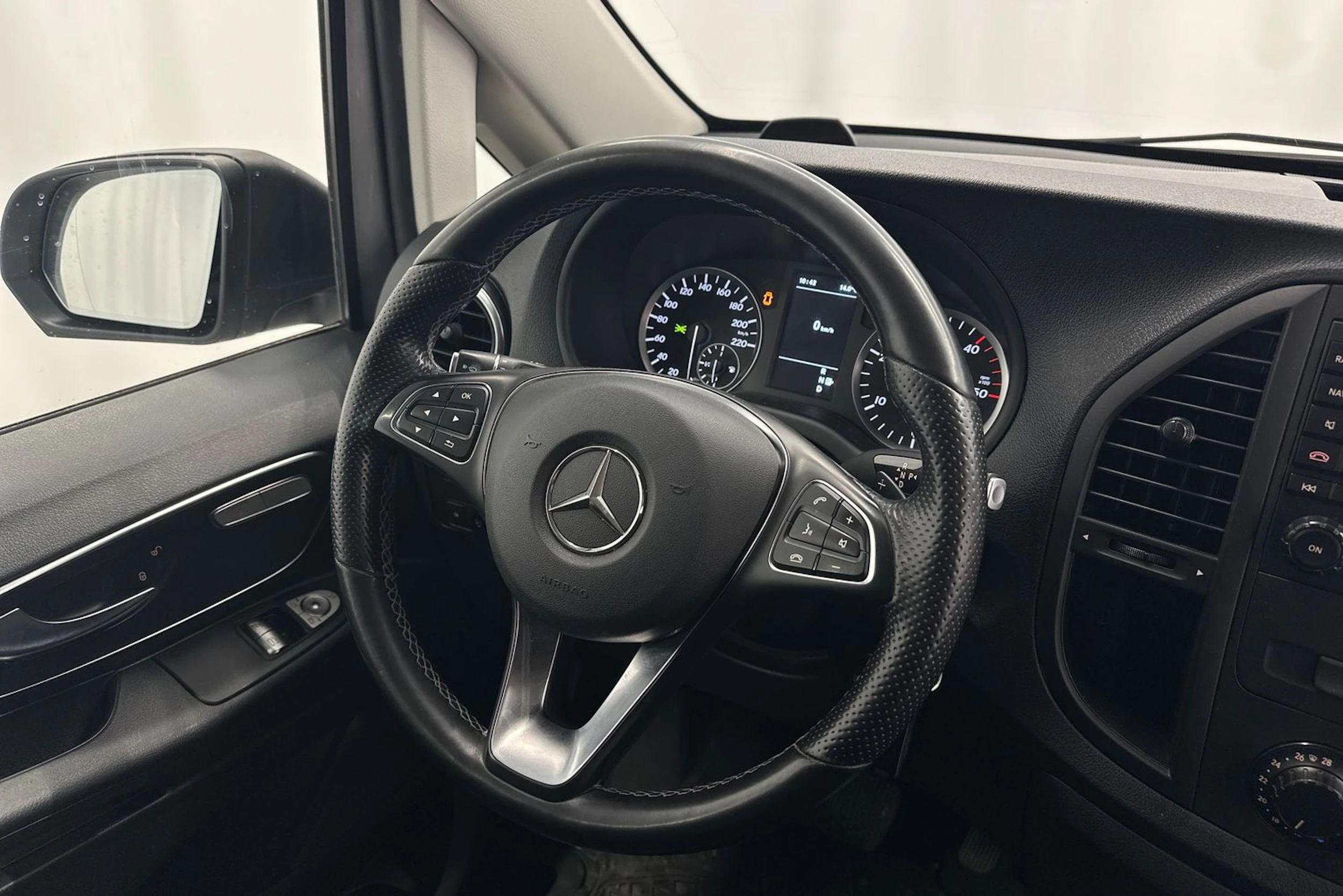 hopea Mercedes-Benz Vito 2018 kuva 10.