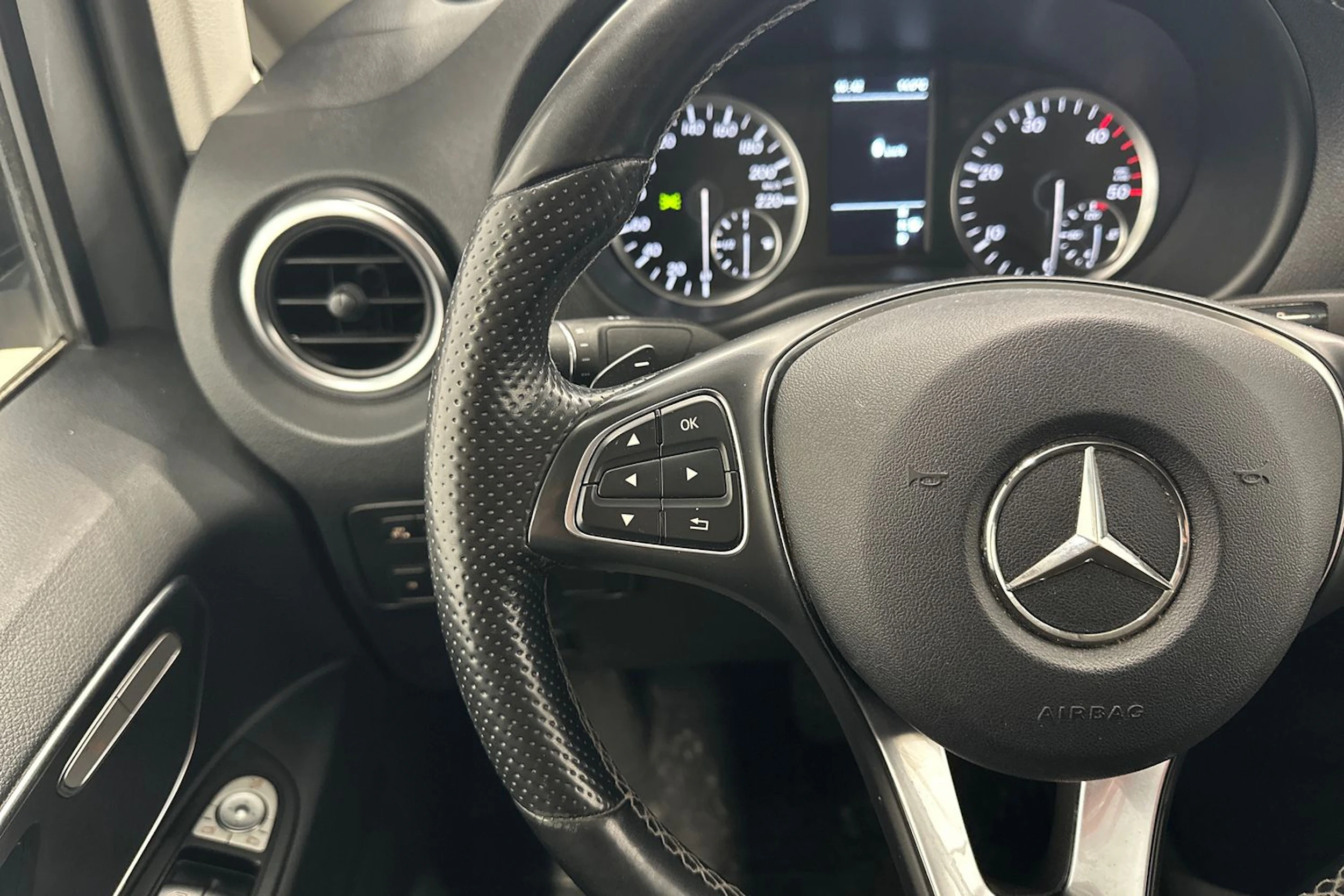 hopea Mercedes-Benz Vito 2018 kuva 11.