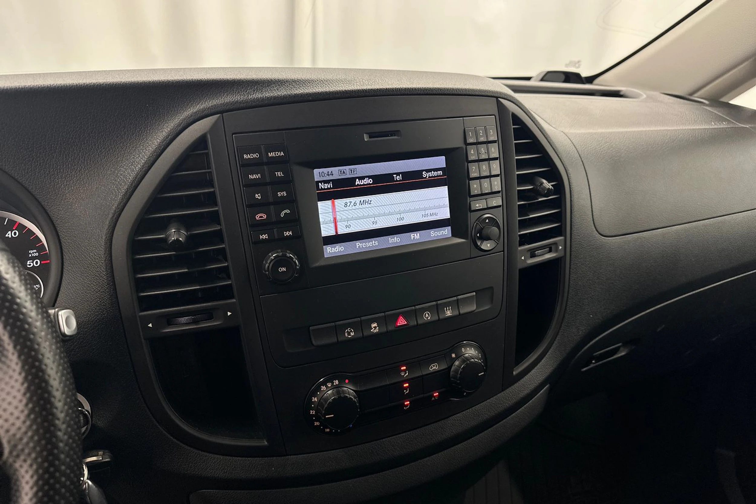 hopea Mercedes-Benz Vito 2018 kuva 14.