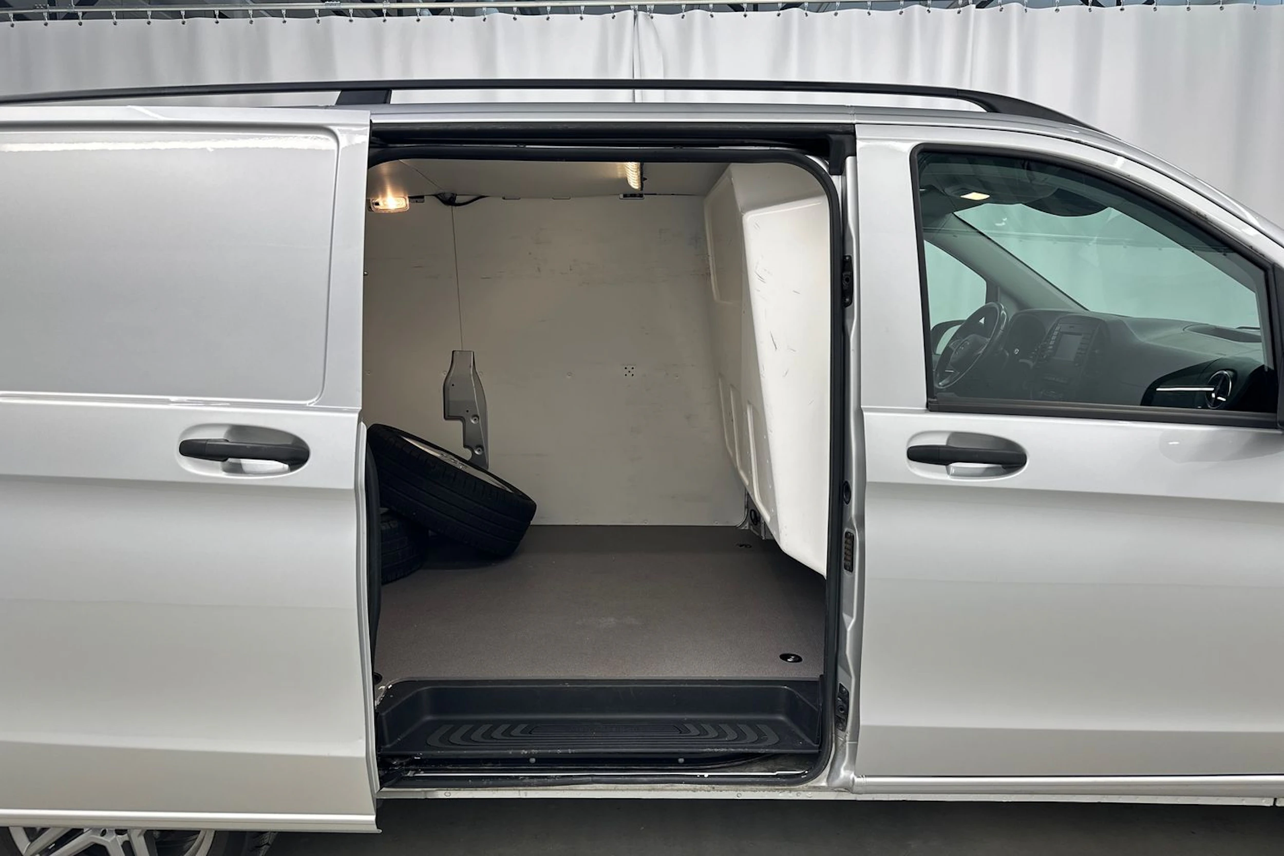 hopea Mercedes-Benz Vito 2018 kuva 22.