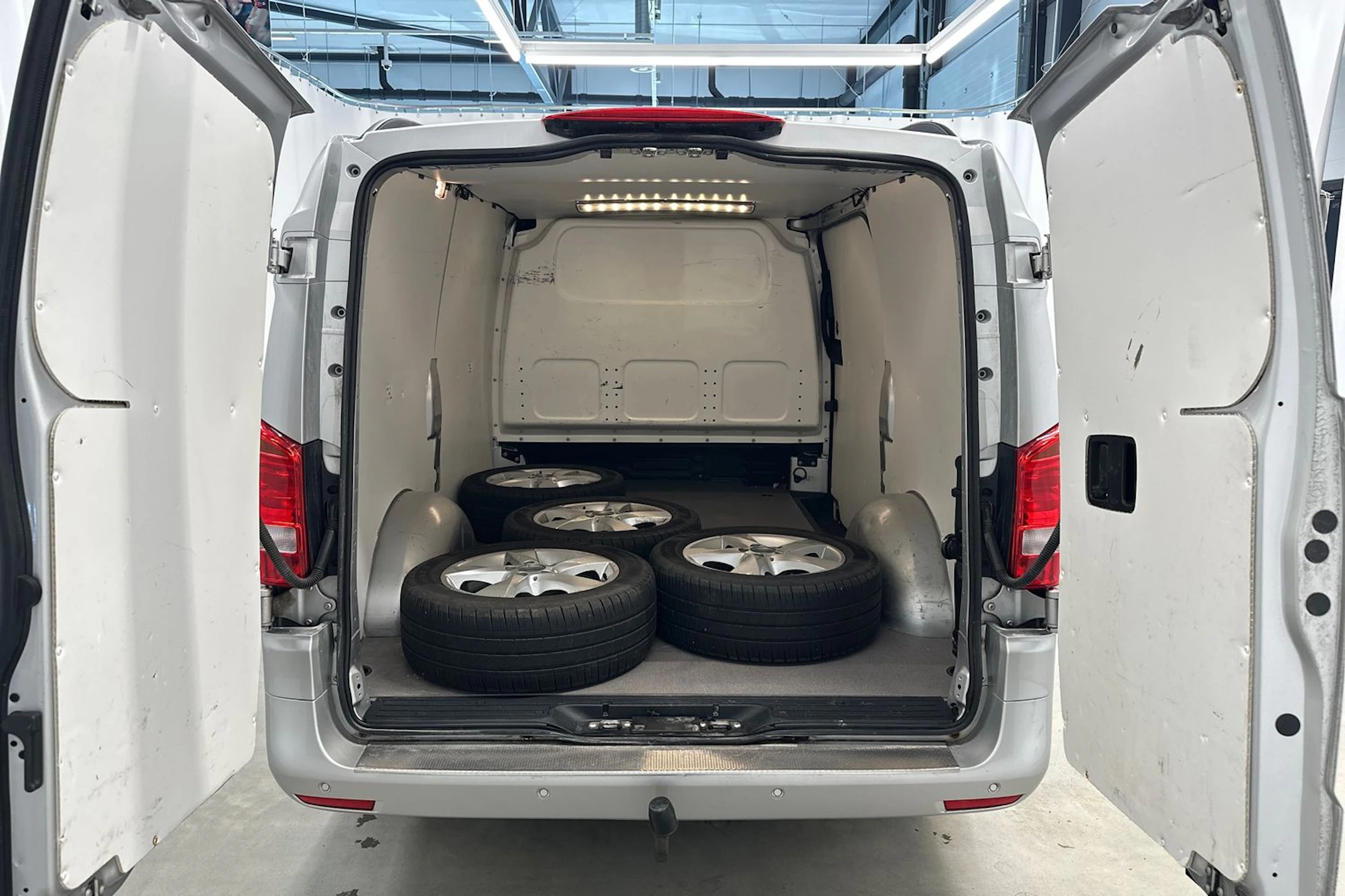 hopea Mercedes-Benz Vito 2018 kuva 23.