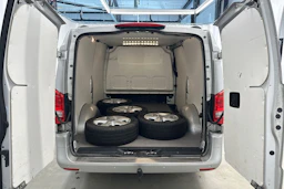 hopea Mercedes-Benz Vito 2018 kuva 23.