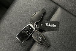 musta Mercedes-Benz Vito 2018 kuva 25.