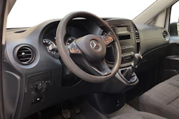 valkoinen Mercedes-Benz Vito 2018 kuva 8.