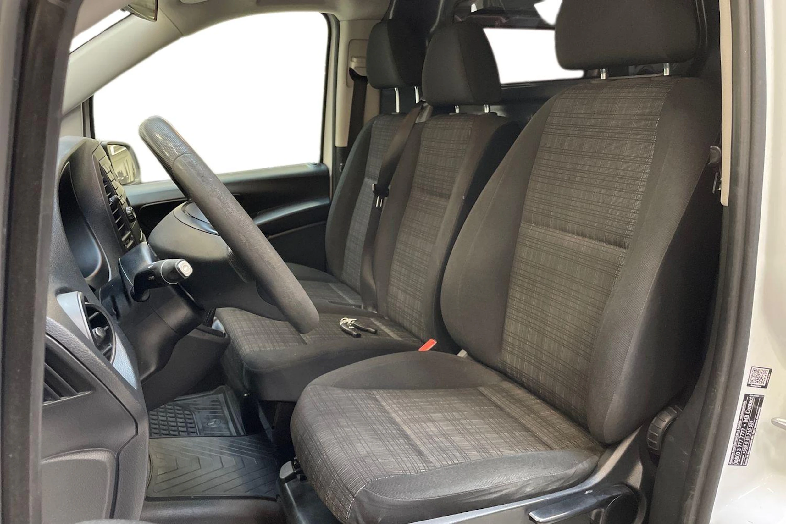 valkoinen Mercedes-Benz Vito 2018 kuva 9.