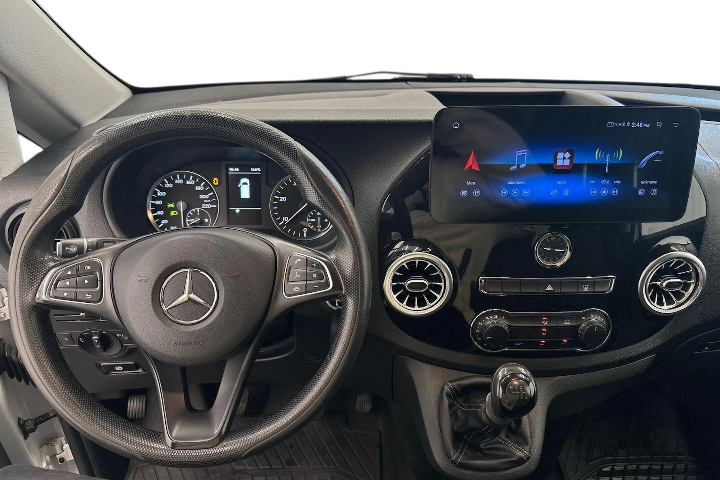valkoinen Mercedes-Benz Vito 2018 kuva 7.