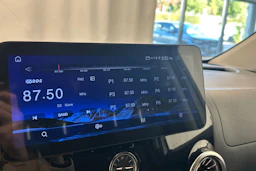valkoinen Mercedes-Benz Vito 2018 kuva 18.