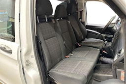 valkoinen Mercedes-Benz Vito 2018 kuva 11.