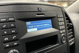 valkoinen Mercedes-Benz Vito 2018 kuva 19.