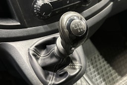 valkoinen Mercedes-Benz Vito 2018 kuva 23.