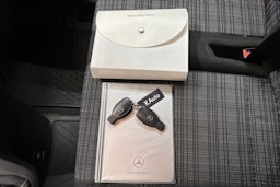 valkoinen Mercedes-Benz Vito 2018 kuva 29.