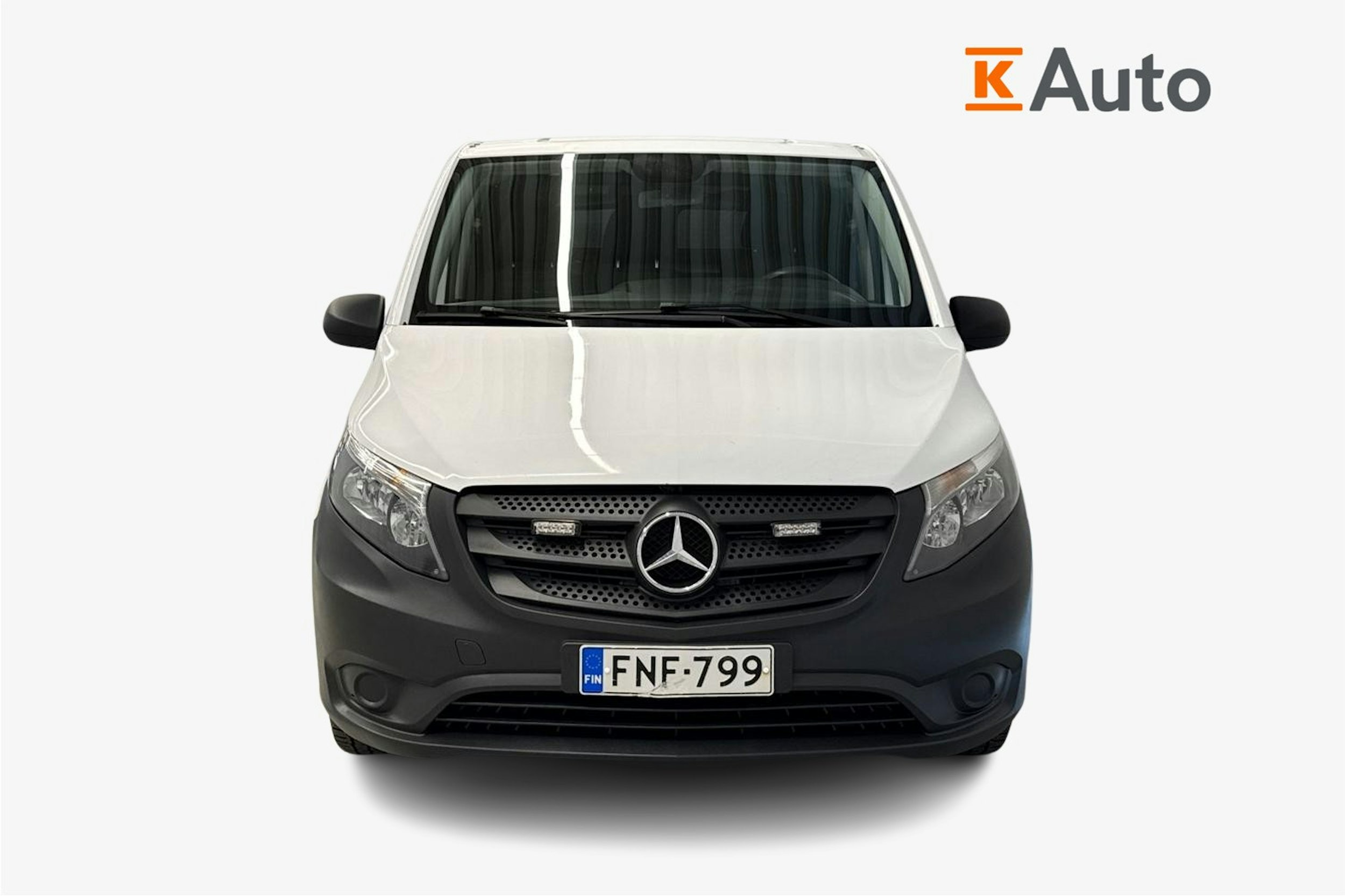 valkoinen Mercedes-Benz Vito 2018 kuva 5.