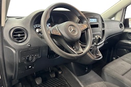 valkoinen Mercedes-Benz Vito 2018 kuva 7.