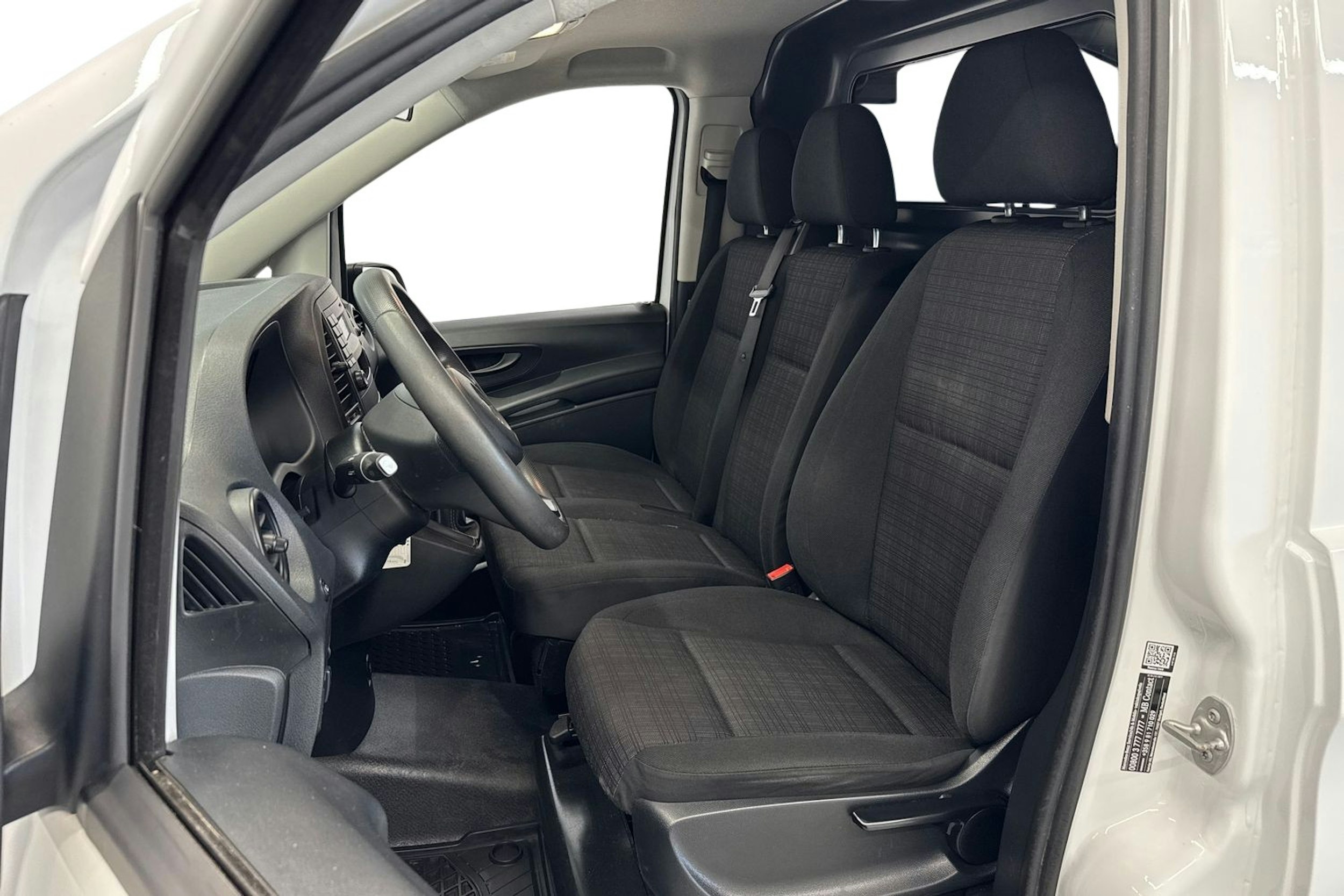 valkoinen Mercedes-Benz Vito 2018 kuva 10.