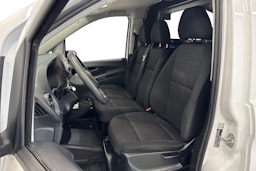 valkoinen Mercedes-Benz Vito 2018 kuva 10.