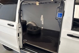 valkoinen Mercedes-Benz Vito 2018 kuva 18.