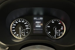valkoinen Mercedes-Benz Vito 2018 kuva 17.