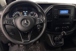 valkoinen Mercedes-Benz Vito 2018 kuva 9.