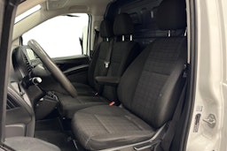 valkoinen Mercedes-Benz Vito 2018 kuva 11.